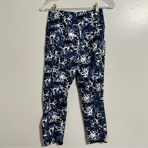 Cali Active blue and white leggings. Size small